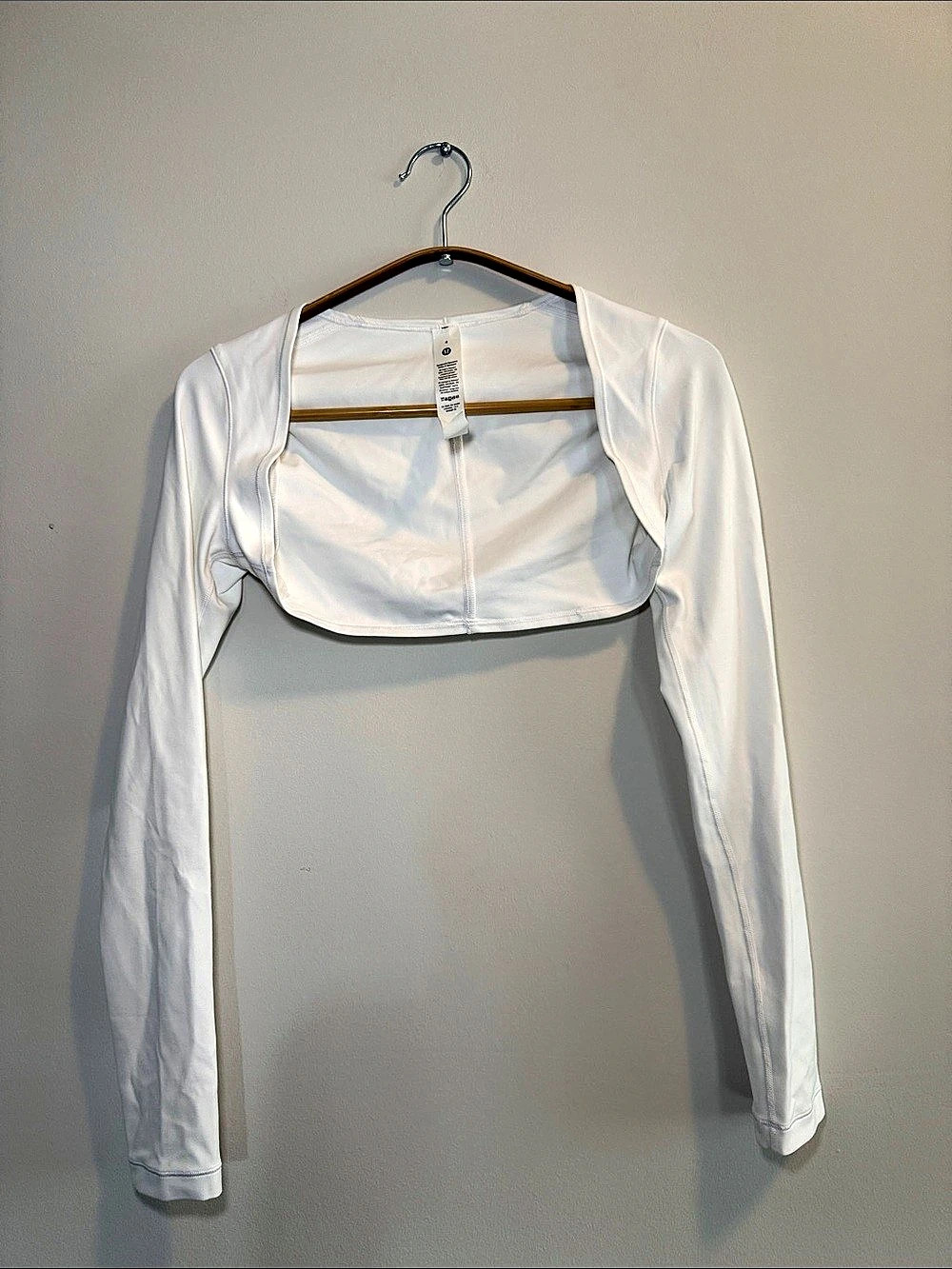 lululemon LA Cropped Long Sleeve Shrug White Size 4